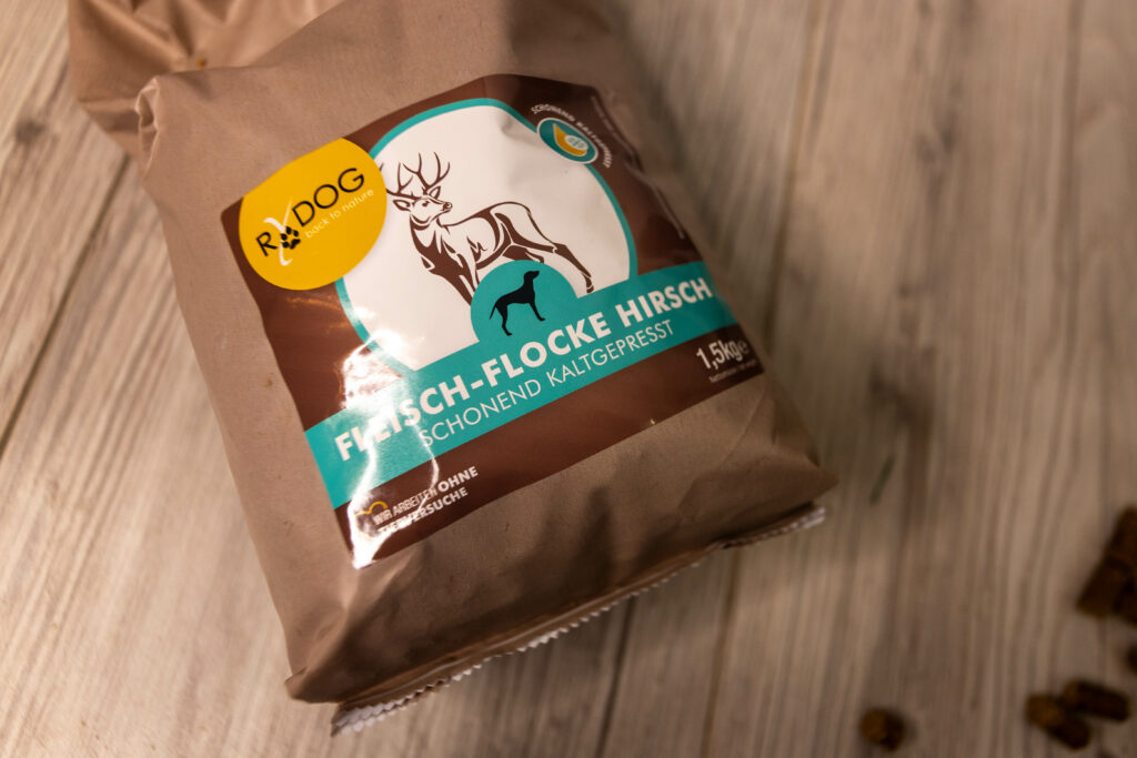 RyDog Fleisch-Flocke Hirsch