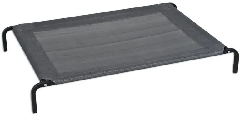 In- und Outdoor Hundeliege von Knuffelwuff